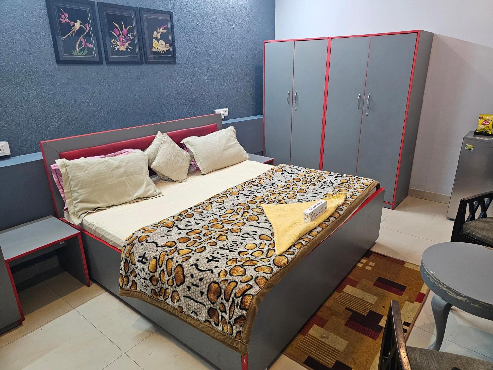 Deer Park Home Stay Nuova Delhi Esterno foto